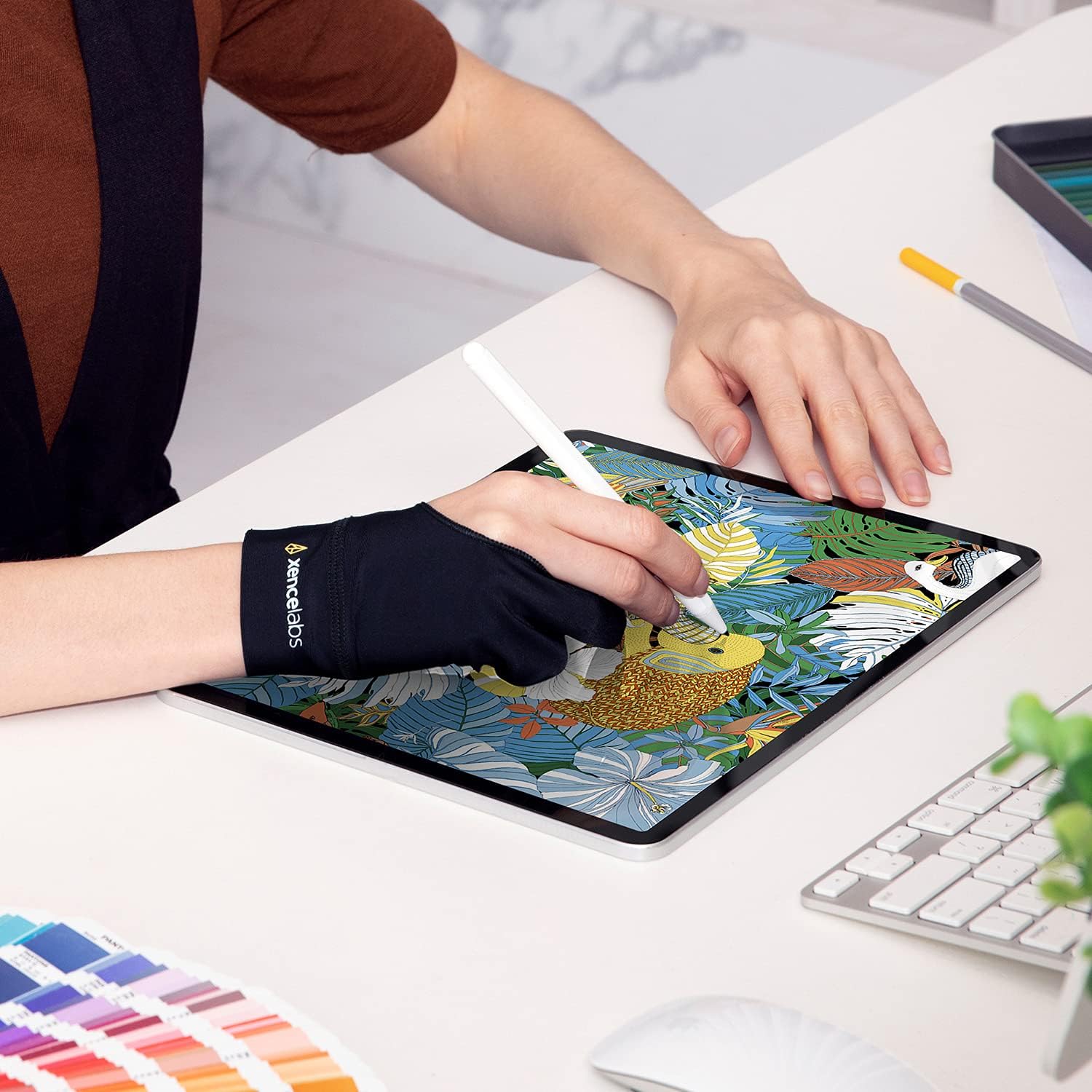 XENCELABS Drawing Glove, Breathable Artist Glove for Drawing Tablet, Two Fingers for Left Right Hand Black Size S - Image 8