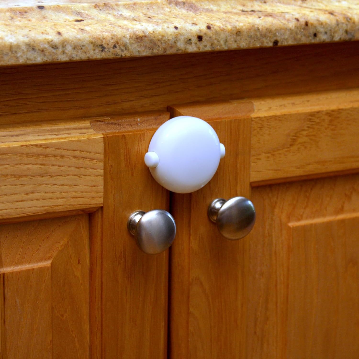 Qdos Safety Adhesive Double Door Cabinet Lock | White | Easy One Handed Operation - Patented ZeroPinch Design - Only Fits Standard Framed Cabinets and Furniture - Baby Proofing Doesn't Have to be Ugly - Image 3