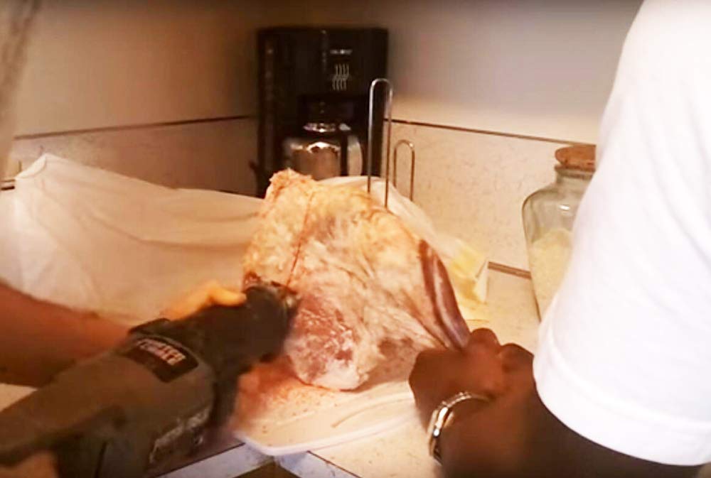 12 Inch Stainless Steel Reciprocating Saw Blades for Meat, 3TPI Big Tooth Unpainted Reciprocating Saw Blades for Food Cutting, Big Animals, Frozen Meat, Beef, Sheep, Cured Ham, Turkey, Bone - 5pack - Image 4