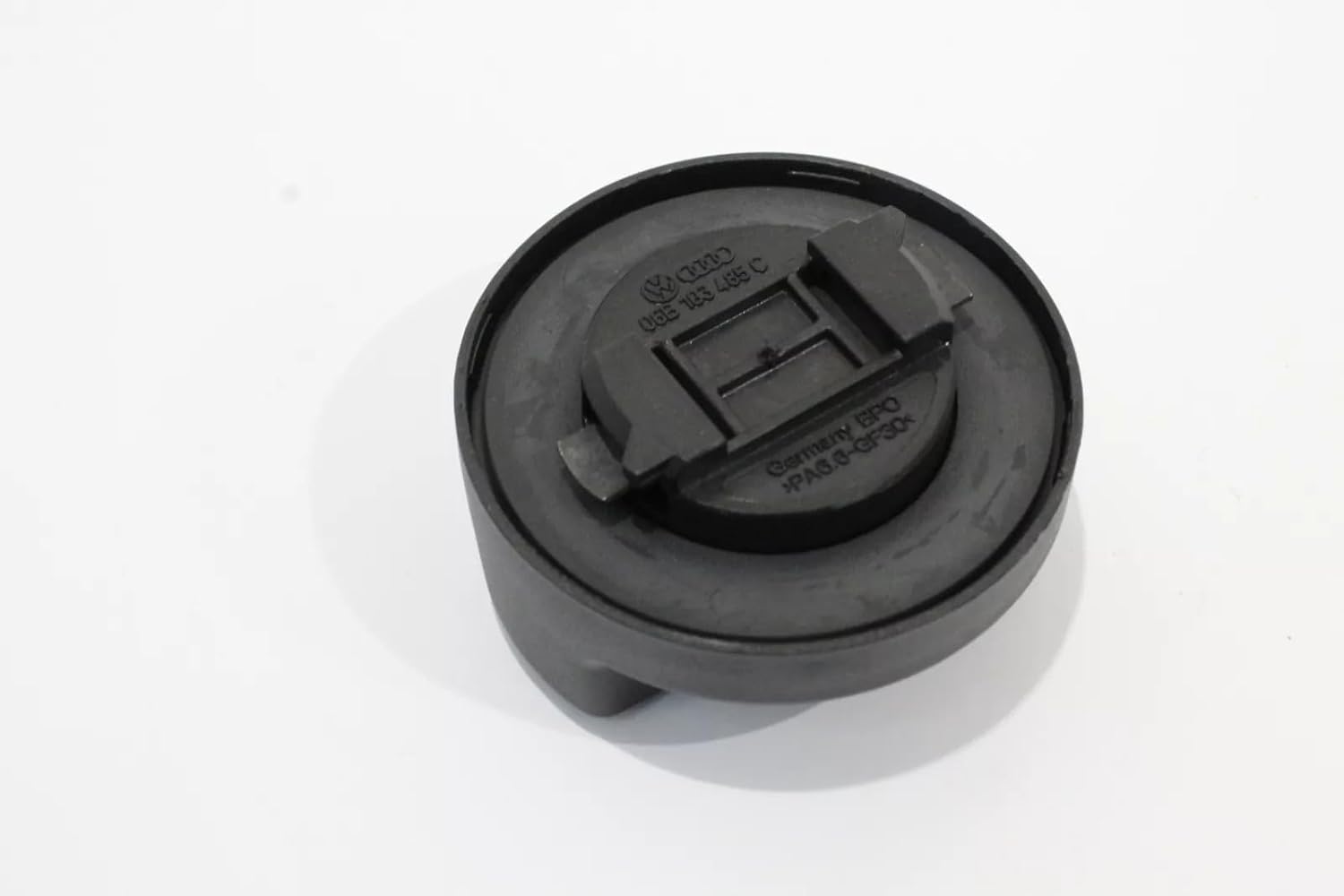 80989 Engine Oil Filler Cap Replacement for Audi Volkswagen/vw, 1998-2006 A4, 2000-2004 A6, 2007-2010 Q7, 1990-2018 Passat, 1986-2018 Jetta, 1998-2018 Beetle, 06B103485C 06B103-485C - Image 3