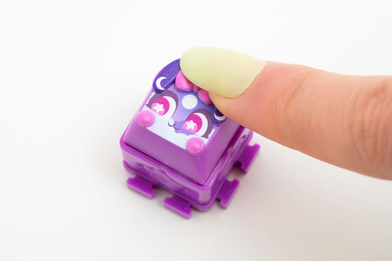 Clickeez 2-Pack | 2 Collectible Character Keyboard Keys Click and Clack | Create Your Own Keychain | Ages 6+ - Image 5