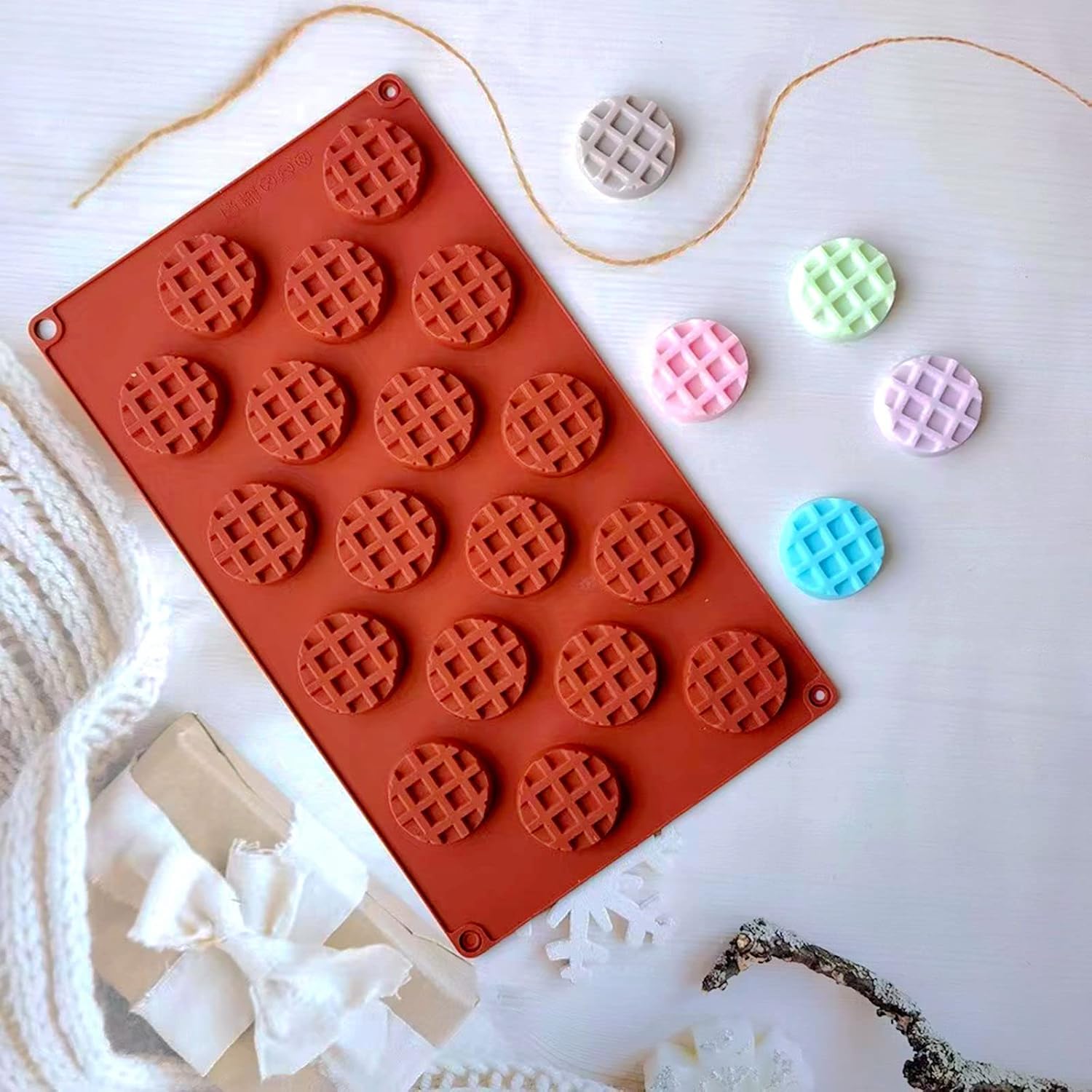 Silicone Waffle Mold Set, 2PCS/Set 18 Cavity Mini Silicone Waffle Mold Waffle Making Mold, Non-stick Cake Cookie Chocolate Making Mold for Baking - Image 5