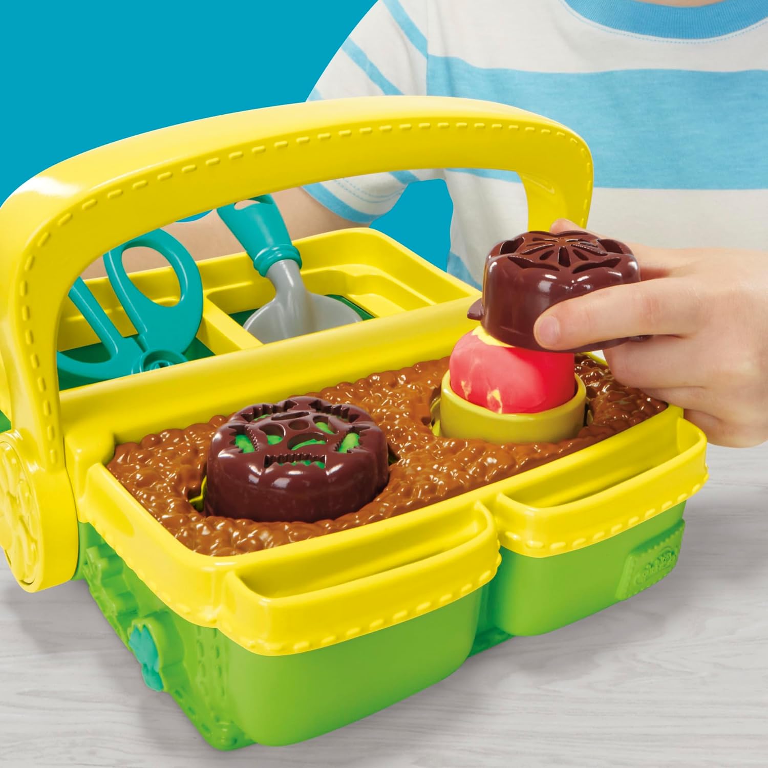 Play-Doh Blooming Flower Garden Toy Playset, Nature Pretend Play, Kids Arts & Crafts Ages 3+ - Image 12