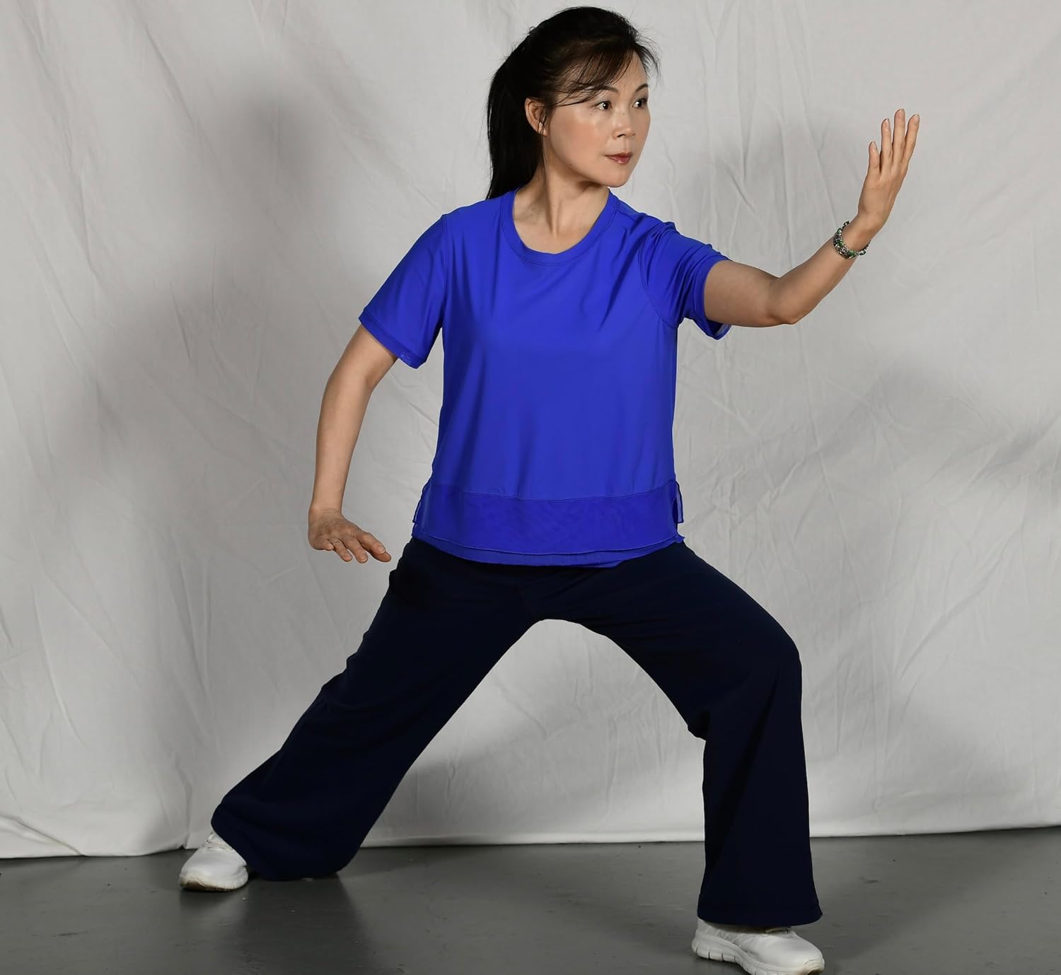Tai Chi for Women Beginner Exercises with Master Helen Liang (YMAA) Tai Chi Dvd for Health, All Ages, Perfect for Seniors - Image 4