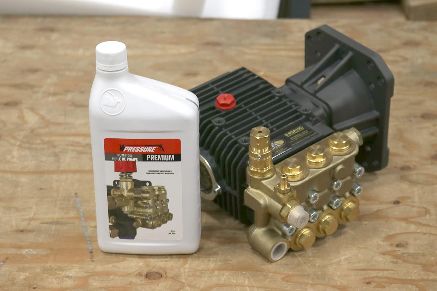 Valley Industries Pressure Washer Premium Pump Oil - 1 Liter, Black, (PK-85490000) - Image 2