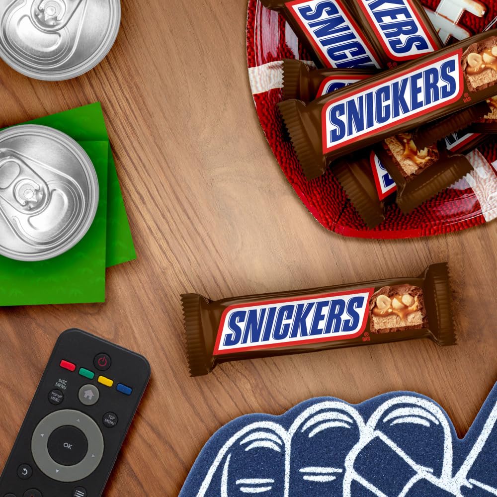 SNICKERS Full Size Chocolate Candy Bars, 11.16oz bag, 6 Bars per bag - Image 8