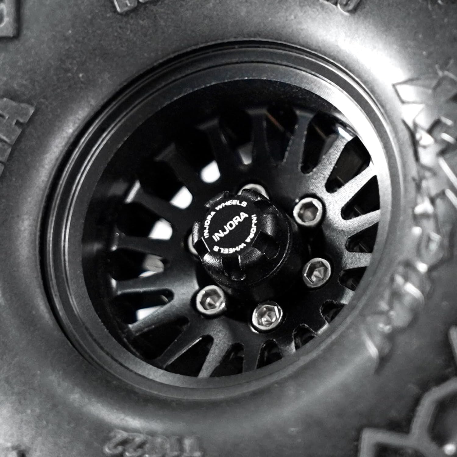 INJORA M2.5 Wheel Lock Nuts with Aluminum Cap for 1/18 RC Crawlers Upgrade(Black) - Image 7