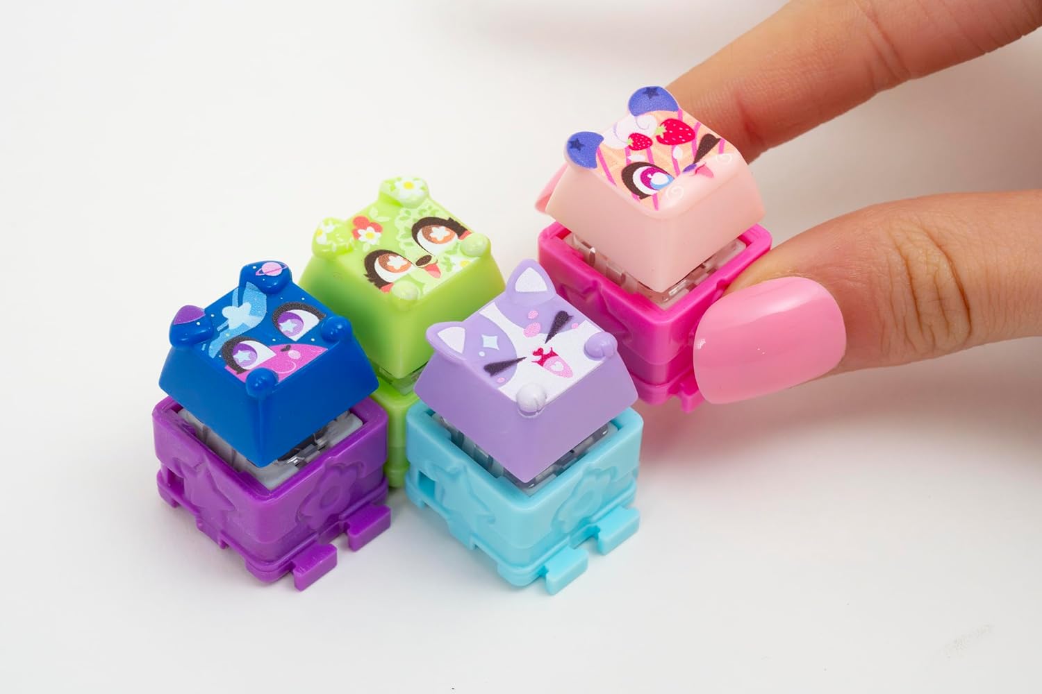 Clickeez 2-Pack | 2 Collectible Character Keyboard Keys Click and Clack | Create Your Own Keychain | Ages 6+ - Image 4