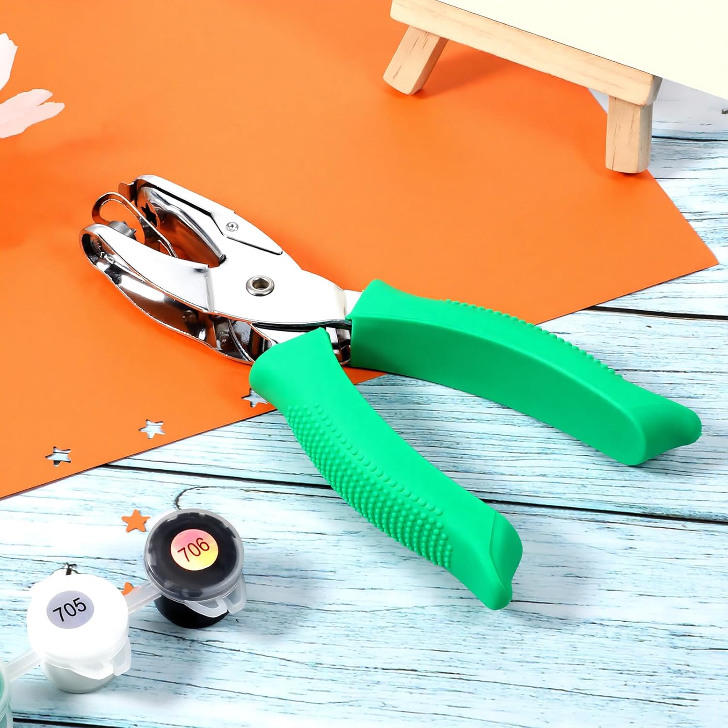 1/4 Inch Hole Size Star Hole Punch, Handheld Star Shaped Holes Puncher Single Hole Punch Shapes Portable Craft Paper Holes Puncher for DIY Crafts Paper Scrapbook - Image 5