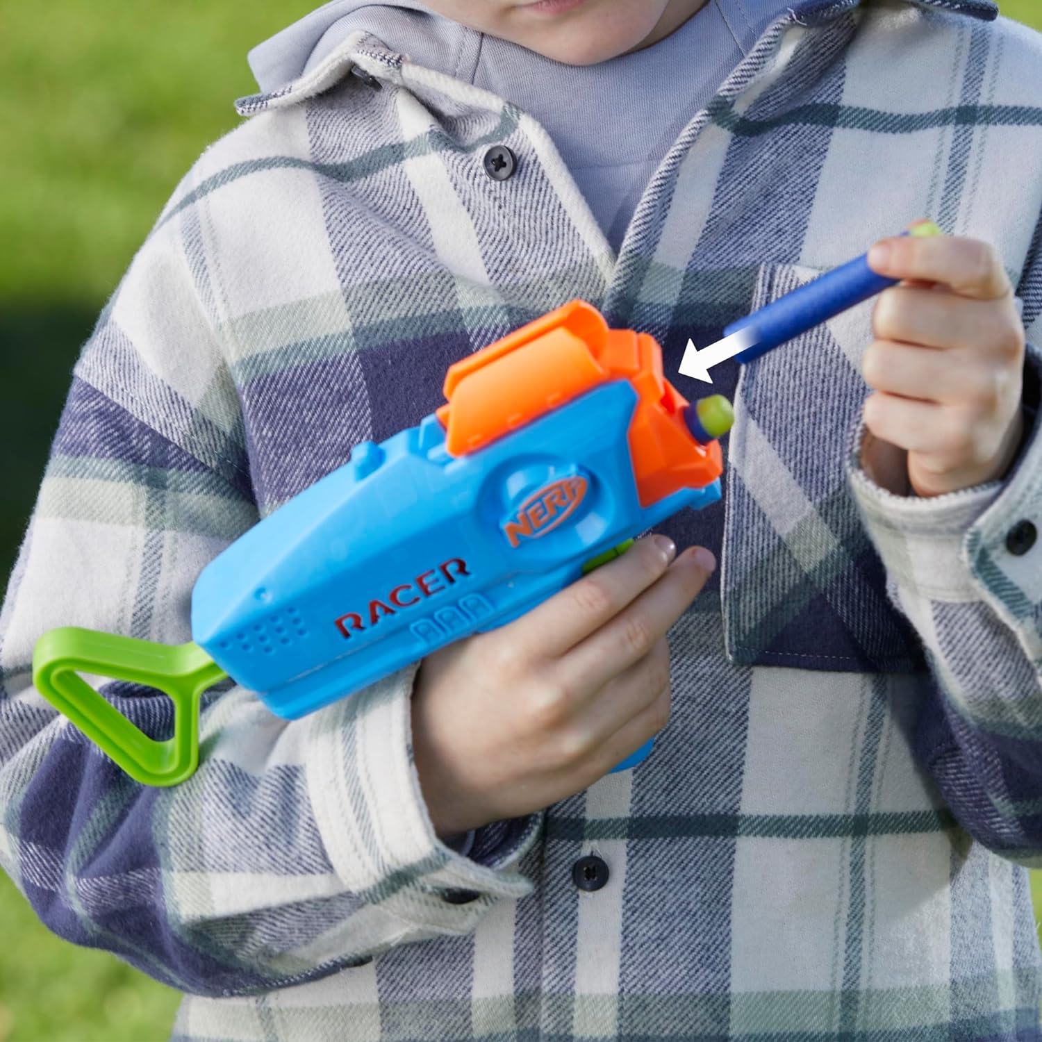 NERF Elite Junior Racer Easy Play Dart Blaster, 4 Nerf Elite Darts, Nerf Blaster Outdoor Toys, for Kids, Ages 6+ - Image 3