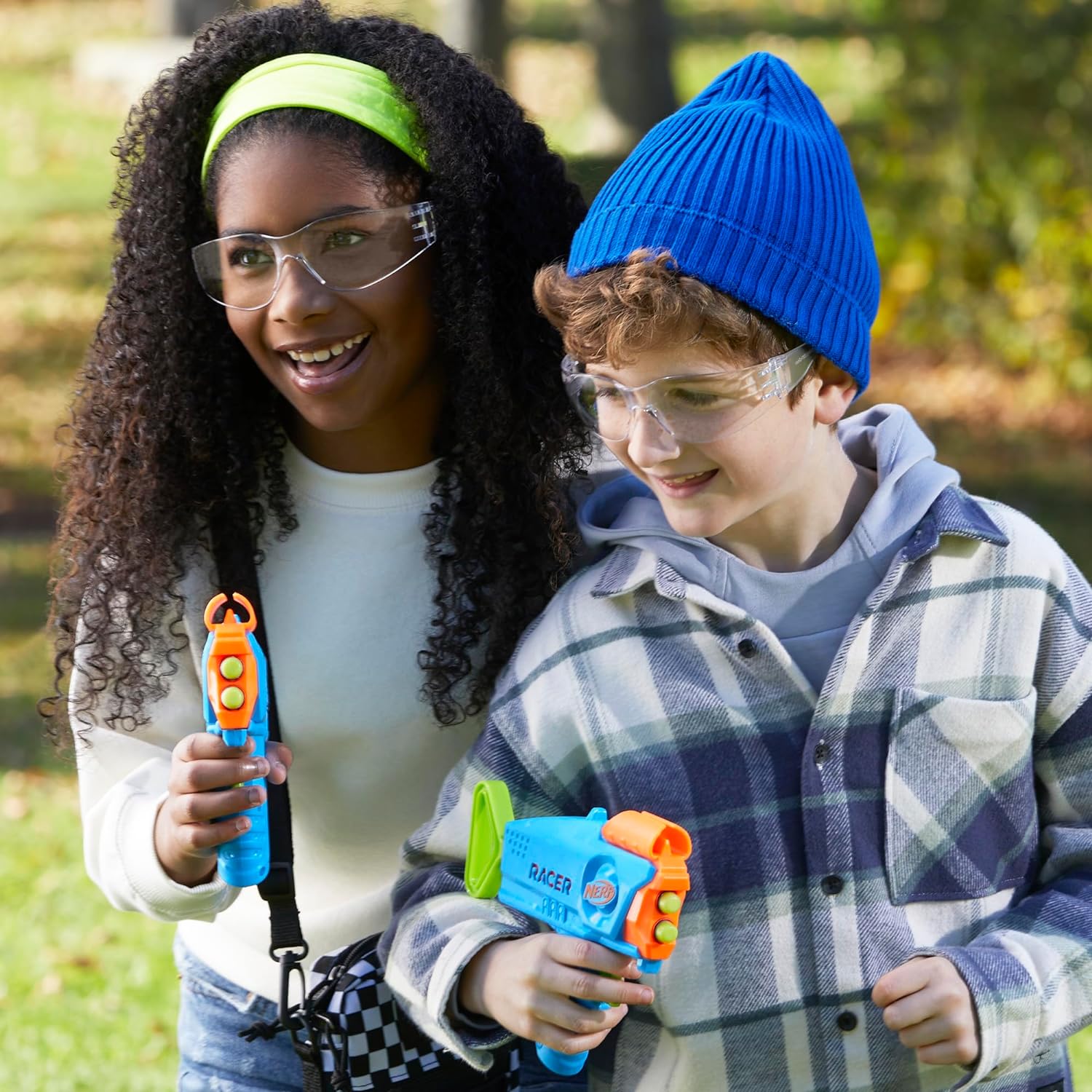 NERF Elite Junior Racer Easy Play Dart Blaster, 4 Nerf Elite Darts, Nerf Blaster Outdoor Toys, for Kids, Ages 6+ - Image 6