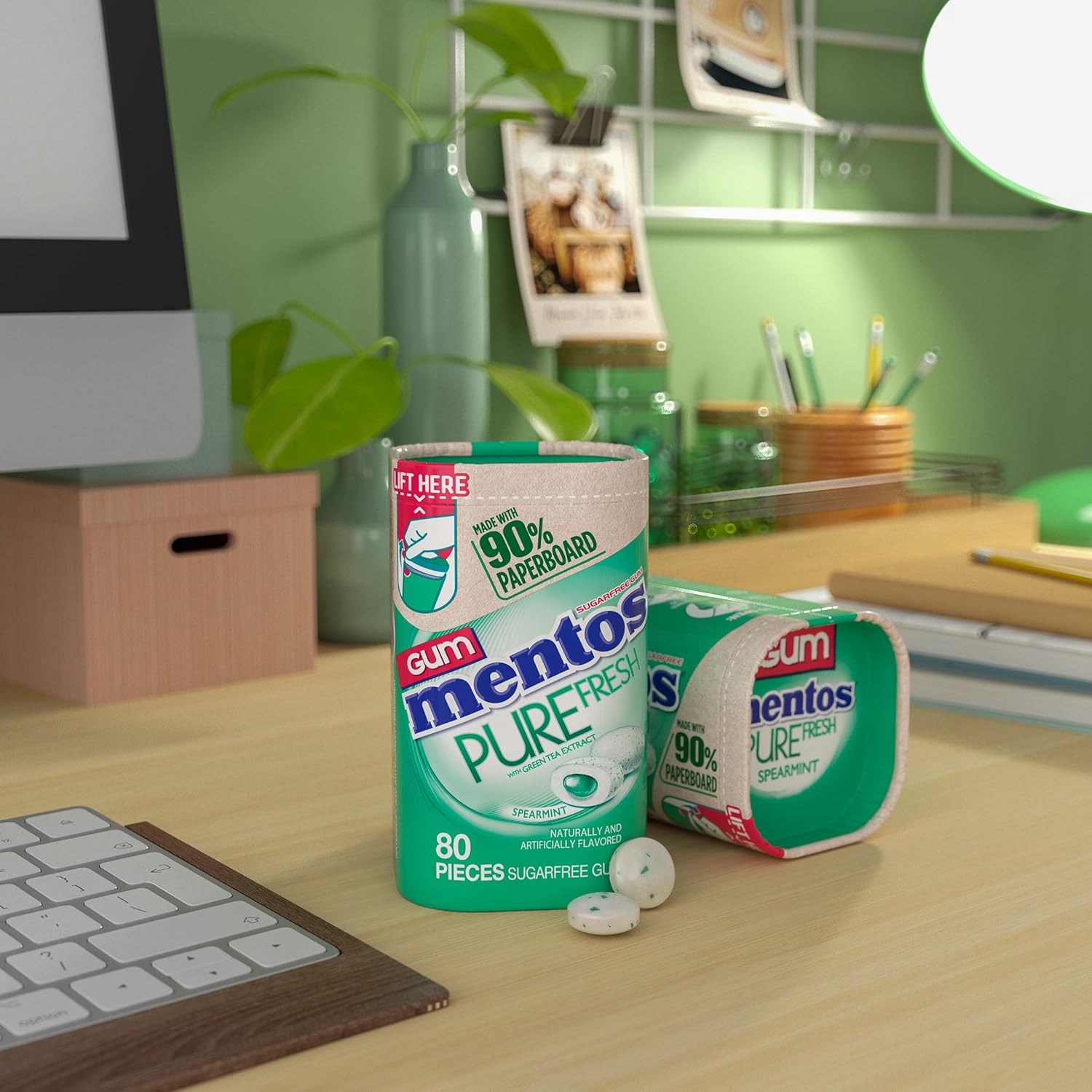 Mentos Pure Fresh Sugar-Free Chewing Gum with Xylitol, Spearmint, in a recyclable 90% Paperboard Bottle, 80 Piece, Pack of 4 Bottles - Image 7